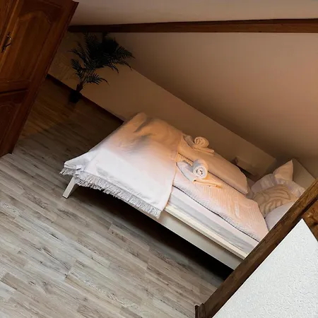 Einfachheimisch - Dachstuebchen - Dart - Netflix - Bar *