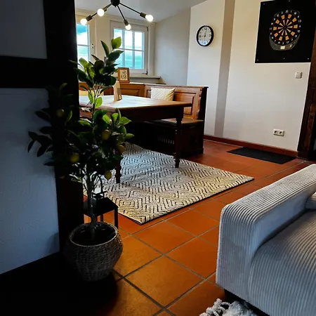 Apartament Einfachheimisch - Dachstuebchen - Dart - Netflix - Bar *