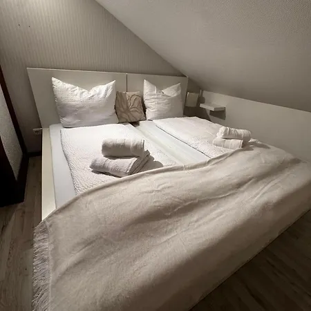 Apartament Einfachheimisch - Dachstuebchen - Dart - Netflix - Bar